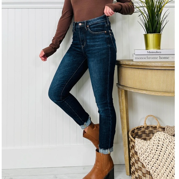 Judy Blue Trifecta tummy control and butt lifting jeans - Picture 1 of 8